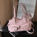 Borsa da moto rosa Y2K con borchie in metallo argentato e tasche multiple in pelle PU - Rosa