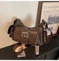 Dunkelbraune Vintage-Ledertasche mit mehreren Taschen und Metallschnallen im Retro-Stil - Braun