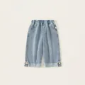 Jeans azzurri da bambina con vita elastica e simpatici ricami a forma di coniglio - 80 / Blu Denim Pre-vendita