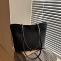 Borsa tote nera classica in pelle con motivo litchi per il pendolarismo quotidiano - Nero