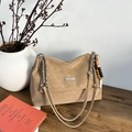 Borsa tote minimalista in pelle PU kaki con catene argentate e nappa di perline - Con Ciondolo / Cachi