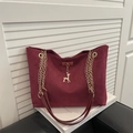 Vintage burgundy suede tote bag with gold chain strap and deer pendant detail - Red
