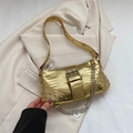 Golden crocodile pattern shoulder bag with metallic rivets and chain for 2023 fashion - Gold
