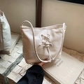 Sac à épaule blanc crème chic avec détail de laçage style corset et fines lanières - Blanc