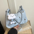 Sac sous le bras bleu clair plissé style Y2K avec breloques papillon argentées et chaîne - Avec Pendentif / Bleu