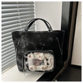 Detailansicht der schwarzen Ita-Bag mit großem transparentem PVC-Sichtfenster - Schwarz