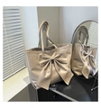 Bolso tote beige extragrande con detalle de lazo en cuero sintético suave elegante - Caqui