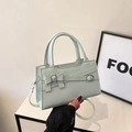 Elegante borsa a tracolla verde menta con fiocco decorativo e manico per donna - Blu