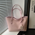 Große Shopper-Tasche aus rosa Wildlederimitat mit Doppelträgern und goldenem M-Anhänger - Rosa