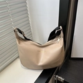 Sac fourre-tout beige en demi-lune avec bandoulière noire réglable et lettrage doré - Kaki