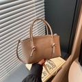 Retro khaki square handbag with fashion print and adjustable strap in synthetic leather - Khaki