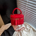 Mini borsa a scatola rossa trapuntata con doppia zip dorata e tracolla a catena donna - Rosso