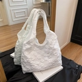 Borsa tote in tela bianca con fiori a rilievo, texture jacquard e grande capacità - Bianco