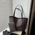 Set de bolso tote marrón oscuro con motivos de cerezo y elegante estampado de lazos - Marrón