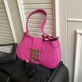 Bolso baguette fucsia de cuero PU retro con una llamativa hebilla gótica dorada - Rosa Rojo