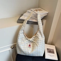 Bolso de hombro de lona a cuadros amarillos y azules con lazo y parche textil - Blanco Roto