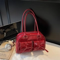 Bolso de hombro en cuero PU rojo brillante con lazo de ballet y bolsillos dobles - Rojo