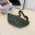 Bolso de pecho versátil en pana verde militar con cremalleras y correa ajustable para mujer - Verde