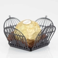 Eleganter schwarzer lasergeschnittener Vogelkäfig-Schokoladenständer für Hochzeiten - Schwarz Khaki