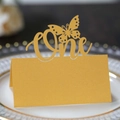Élégante carte de table papillon dorée avec lettrage One pour premier anniversaire - Or