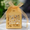 Élégante boîte cadeau flocon de neige dorée avec ruban en soie pour Noël et mariages - Or