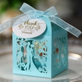 Scatola bomboniera azzurra con intaglio laser sposi e fiocco in organza - Blu Turchese