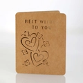 Tarjeta de corazón de papel kraft cortada con láser con grabado y elegante reflejo - Color Papel Kraft