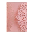 Elegante lasergeschnittene Hochzeitskarte in perlmuttschimmerndem zartem Rosa - Rosa