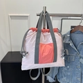 Mochila con cordón rosa y naranja coral de gran capacidad con asas grises tejidas - Rosa
