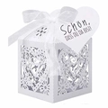 Scatola per bomboniere bianca tagliata al laser con motivi a cuore e targhetta regalo - Stile con Etichetta a Cuore / Bianco