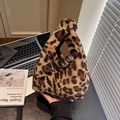 Mini-Handtasche aus Kunstpelz mit Leopardenmuster und weicher Plüschstruktur für Damen - Leopardenmuster
