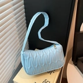 Bolso baguette azul claro estilo francés con acolchado ondulado y cremallera dorada - Azul Oro