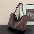 Bolso tote grande vintage marrón oscuro con textura de ante y correas dobles delgadas - Marrón