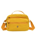 Bolso bandolera versátil de nailon amarillo jengibre con cremalleras multicapa y correa - Amarillo
