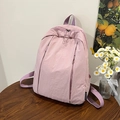 Minimalistischer Rucksack in Lotusrosa aus Nylon mit vertikalen Reißverschlüssen - Rosa