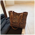 Tragetasche mit Leopardenmuster, braunen Ledergriffen und Fashion-Logo auf Wildleder - Kleiner Leopard Braun