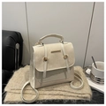 Mini sac à dos chic en similicuir crème avec boucle métallique et poignée supérieure - Blanc Sans Pendentif