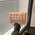 Chic quilted rhombic chain bag in soft light pink with elegant silver metal strap - Pearlescent Pink