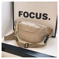 Marsupio casual beige in tela con ricamo e cordino della zip intrecciato - Cachi