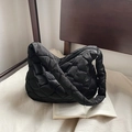 Borsa tote imbottita nera classica con motivo trapuntato a rombi e interno spazioso - Nero