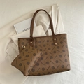 Set borsa tote marrone monogramma con pochette coordinata e motivi floreali donna - Marrone