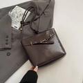 Dunkelbraune glänzende Leder-Eimertasche mit Vintage-Bronzeschnalle für Damen - Kaffee PU-Stil