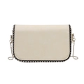 Borsa a tracolla color crema con borchie argentate e ganci in metallo a cuore - Bianco