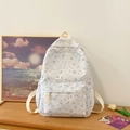Minimalistischer weißer Rucksack mit blauen Sternmustern und großer Kordelzugtasche - Weiß