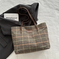 Large plaid tote bag with brown leather straps and vintage houndstooth pattern fabric - Brown