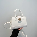 Sac à main blanc rétro en cuir lisse avec détails croco et fermoir floral doré - Blanc