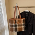 Sac fourre-tout en laine marron à carreaux avec lanières en cuir et logo en métal - Carreaux Marron
