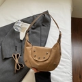 Bolso de hombro vintage caqui de piel sintética con tachuelas plateadas y doble correa - Caqui