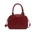 Retro tiefrote Boston-Handtasche mit goldenen Beschlägen und Lucky-Prägung - Rot (Ohne Anhänger)