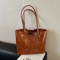 Grande borsa tote classica in ecopelle marrone caramello caldo per le donne - Marrone Senza Ciondolo